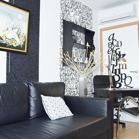 Les Chambourlettes Bed & Breakfast Mons Bagian luar foto