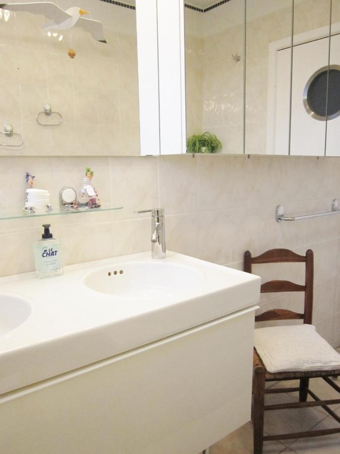 Les Chambourlettes Bed & Breakfast Mons Bagian luar foto